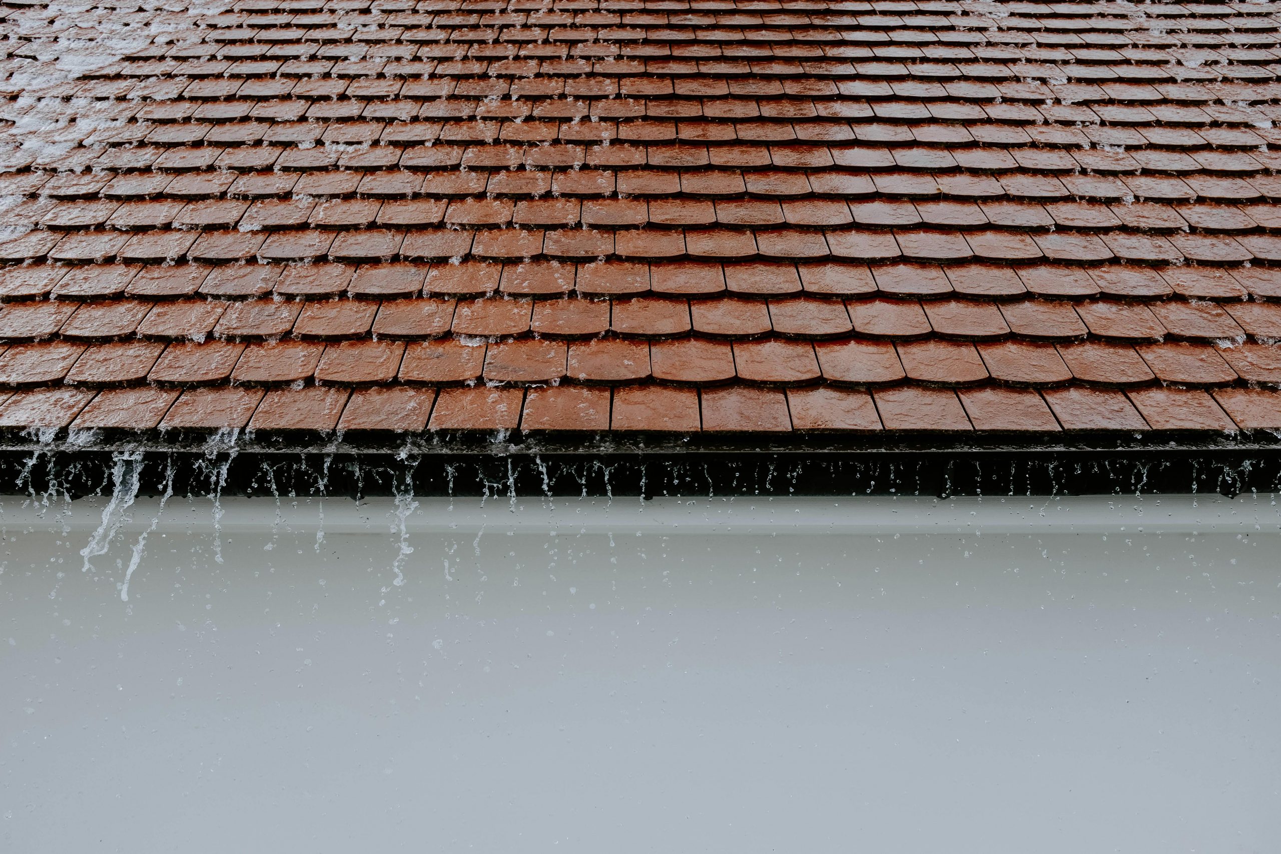 Top 7 Causes Behind Roof Leaks in Heavy Rain & How to Stop Them Early
